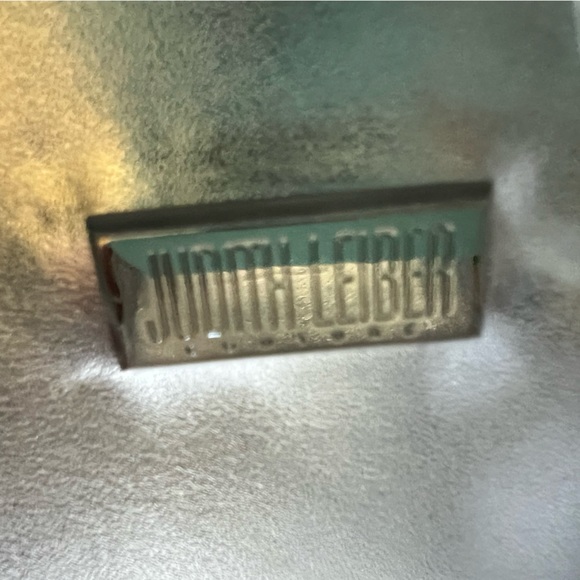 🖤SOLD🖤 Judith Leiber Couture Ruby Crystal-Embellished Heart-Shaped Clutch - Picture 14 of 17